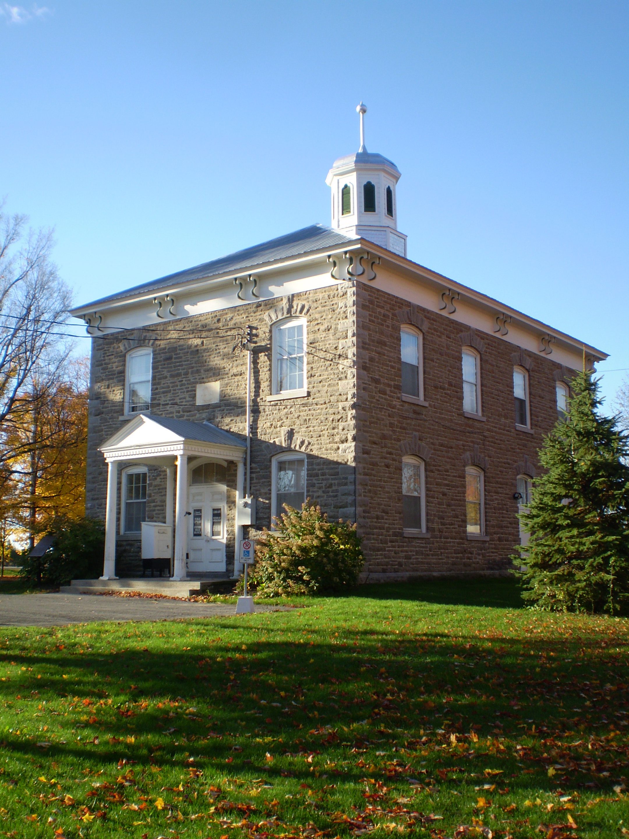 Oxford-on-Rideau Township Hall